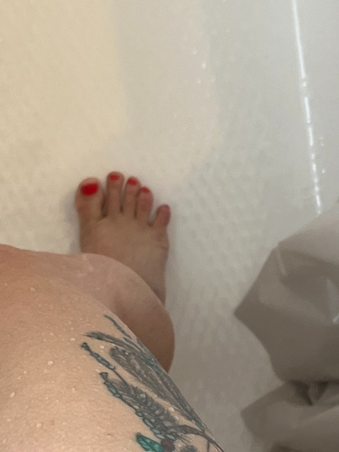 littlelady_21 onlyfans leaked picture 2