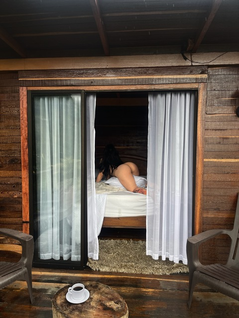 littlepaolita onlyfans leaked picture 2