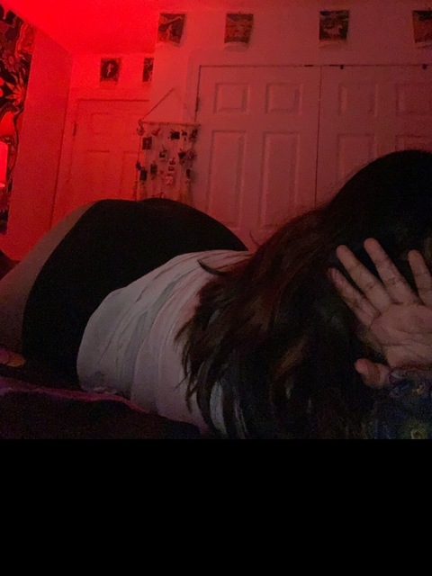 locoforluna onlyfans leaked picture 2