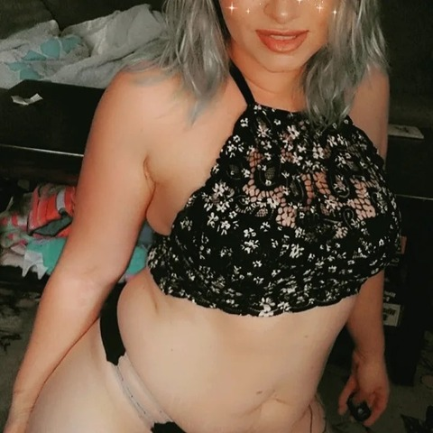 lollipop1990 onlyfans leaked picture 2