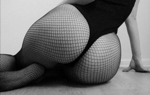 loredana00 onlyfans leaked picture 2