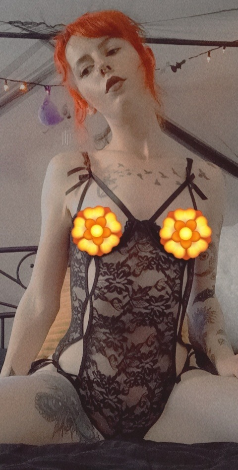 luna-sage onlyfans leaked picture 2