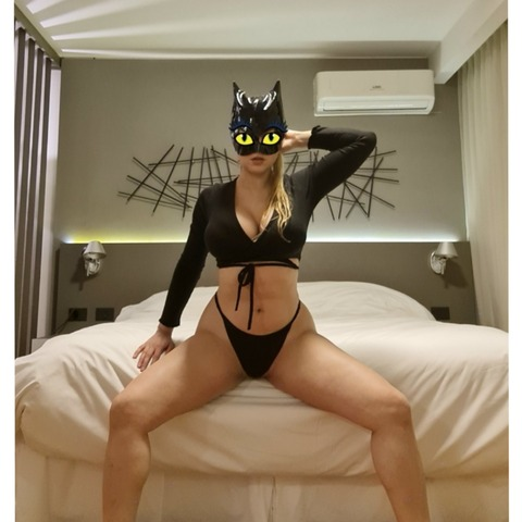 luxianasexy onlyfans leaked picture 2