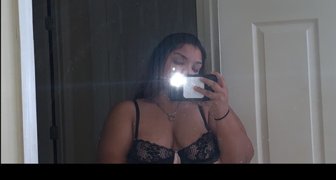 mainbitch.xo onlyfans leaked picture 2