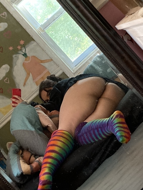 mellaapis onlyfans leaked picture 2