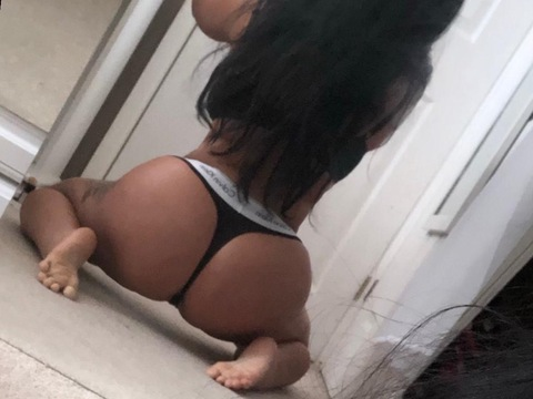 missbustyb_x onlyfans leaked picture 2