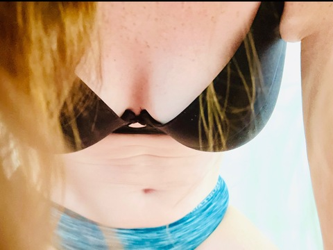 my_redhead_sweetie onlyfans leaked picture 2