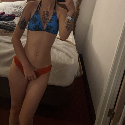 mythxcbxtch onlyfans leaked picture 2