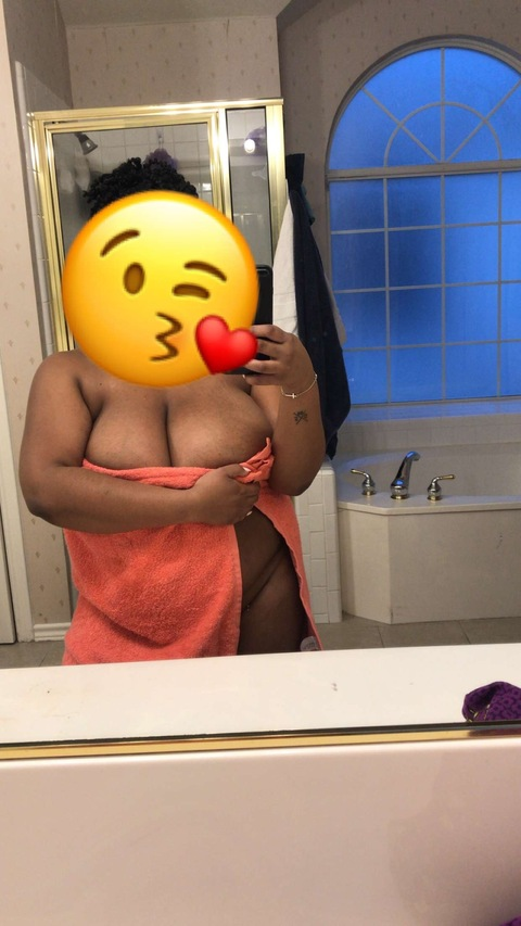 naughtyforu247 onlyfans leaked picture 2