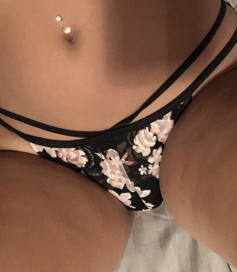 ni.cole1 onlyfans leaked picture 2