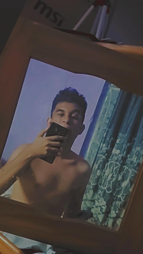 noelarios64 onlyfans leaked picture 2