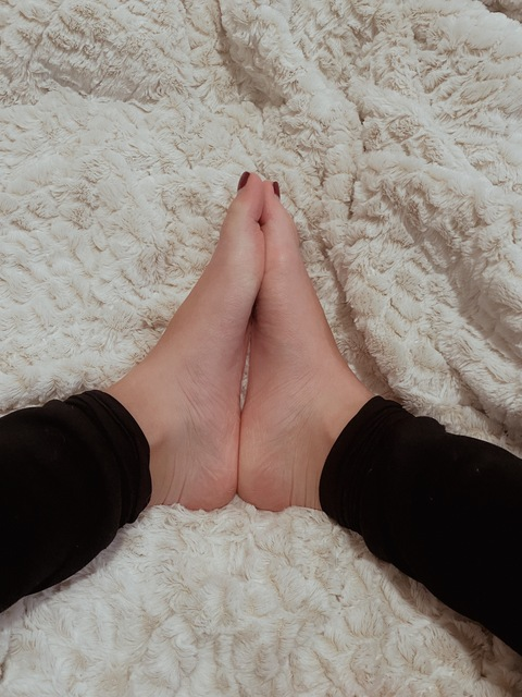 onlysugarfeet38 onlyfans leaked picture 2