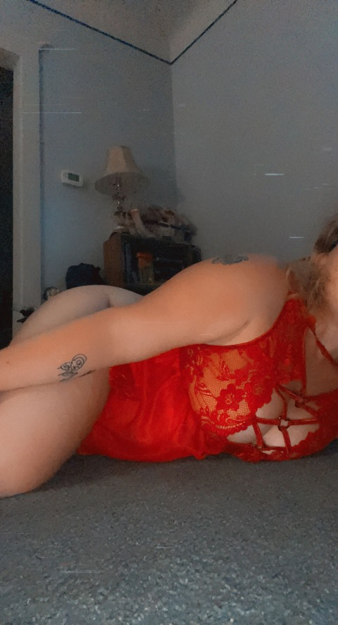 original.riss.of onlyfans leaked picture 2