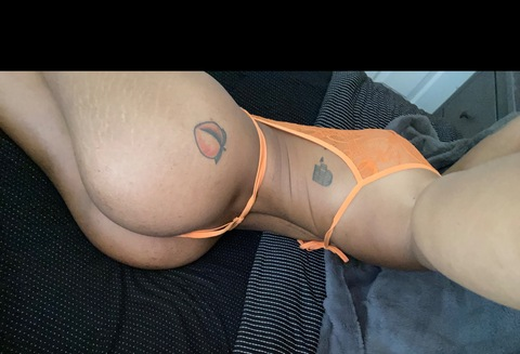 pageofpeaches onlyfans leaked picture 2