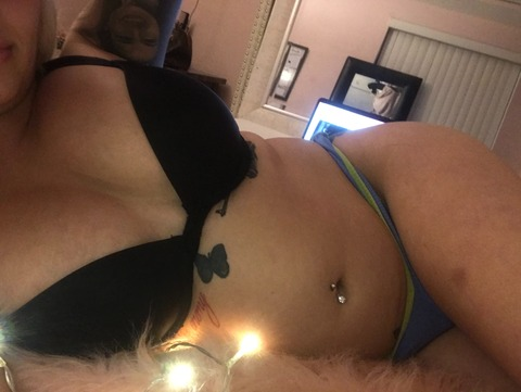 peach4president onlyfans leaked picture 2