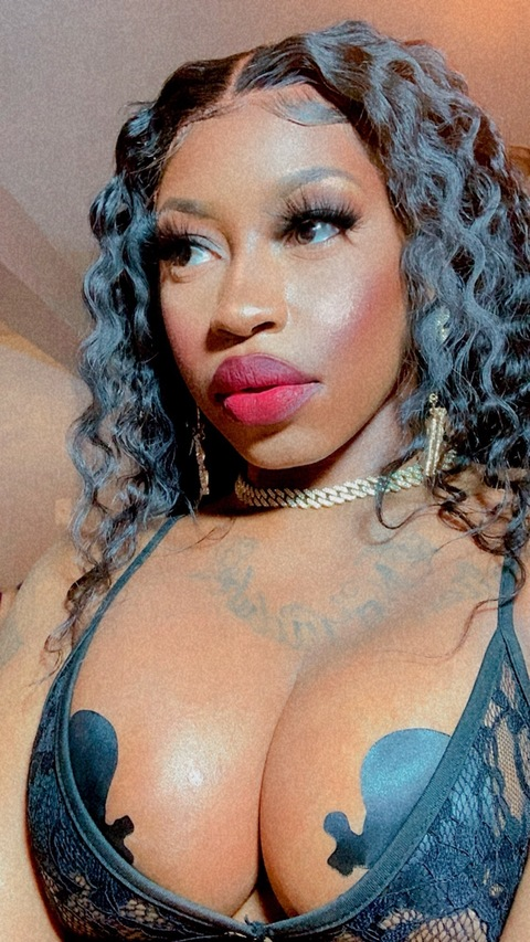 princessbanz onlyfans leaked picture 2