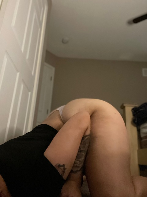 queeenkk_6 onlyfans leaked picture 2