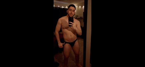 rcarbajal97 onlyfans leaked picture 2