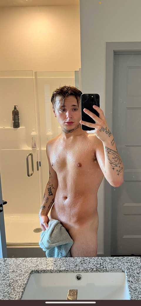 rivercameron onlyfans leaked picture 2