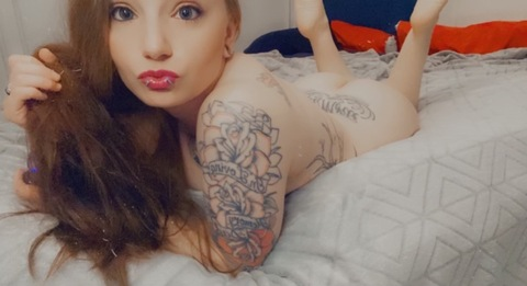 rosiechambers21vip onlyfans leaked picture 2