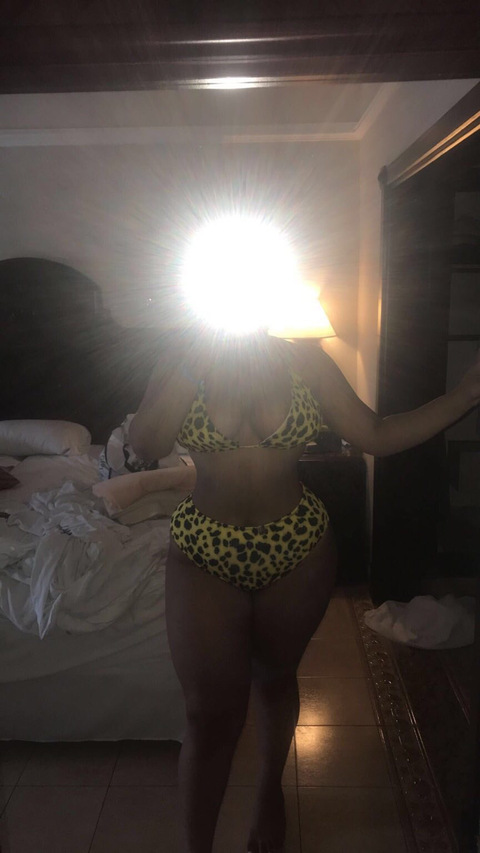 sapphireashanti onlyfans leaked picture 2