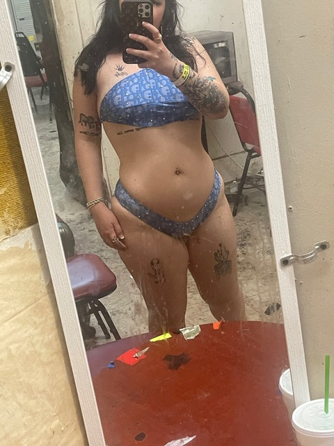 sexyspicylatina onlyfans leaked picture 2