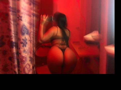 sharonnbaby onlyfans leaked picture 2