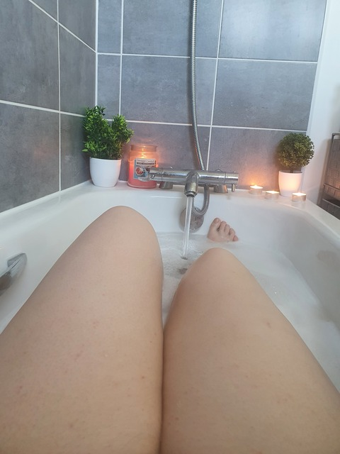 shazzalouisefree onlyfans leaked picture 2