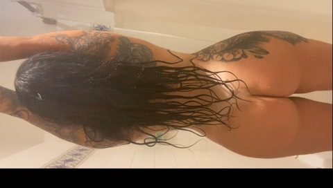 shotsoftayquila onlyfans leaked picture 2