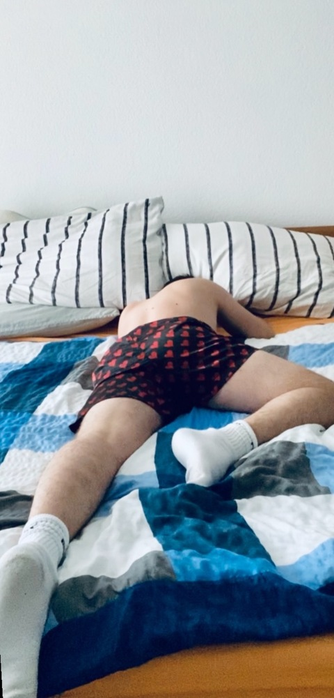 silkboxershortslover onlyfans leaked picture 2