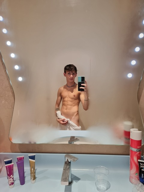 simo_twink onlyfans leaked picture 2