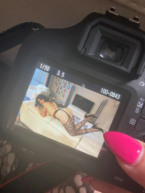 sinny-clair onlyfans leaked picture 2