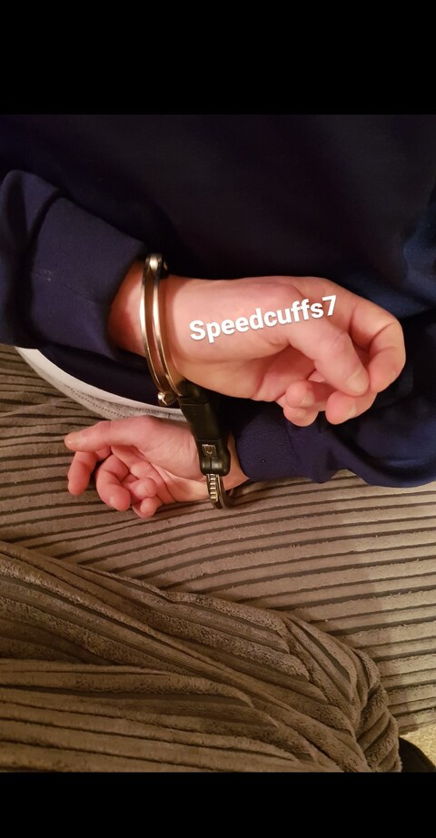 speedcuffs7 onlyfans leaked picture 2