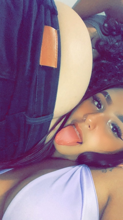 stephanysilva.79 onlyfans leaked picture 2