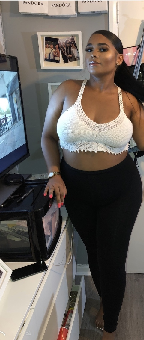 sweetieex onlyfans leaked picture 2