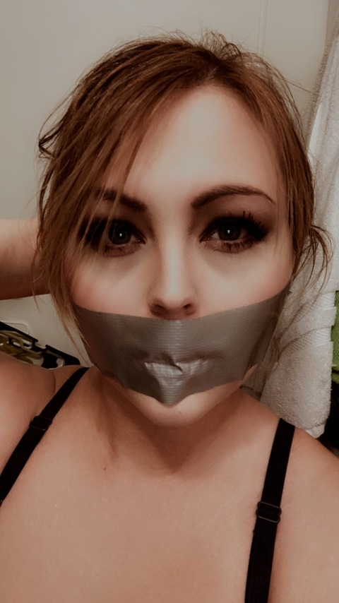 tapedprincess onlyfans leaked picture 2