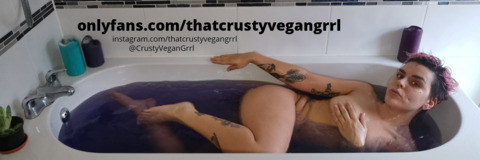 thatcrustyvegangrrlfree onlyfans leaked picture 2