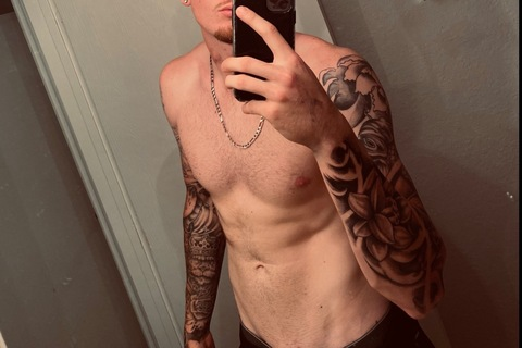 thatdudedev02 onlyfans leaked picture 2