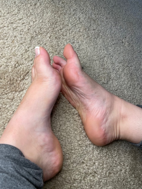 thefootfairy008 onlyfans leaked picture 2