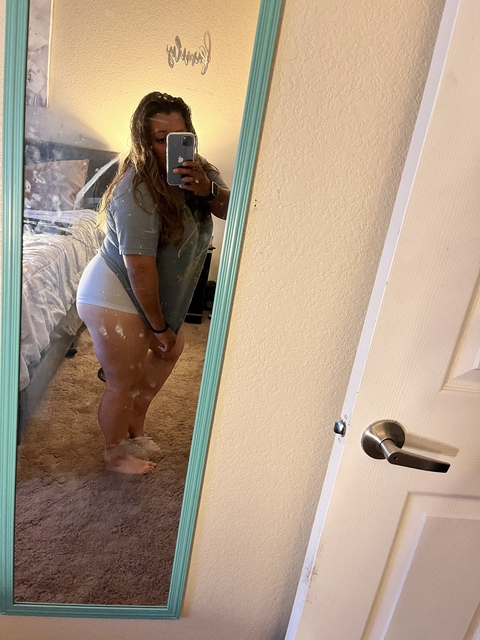 thic_curvy24free onlyfans leaked picture 2