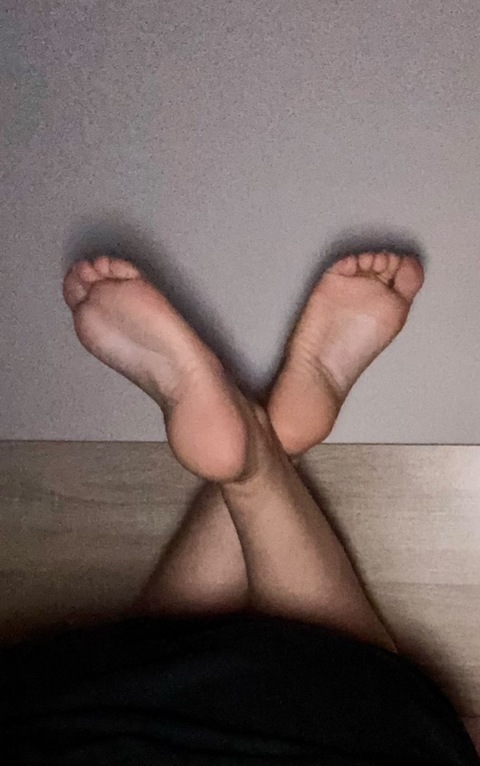 thirstytoes1 onlyfans leaked picture 2