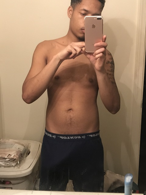 u22077862 onlyfans leaked picture 2