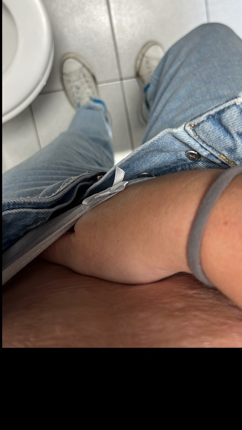 u273337252 onlyfans leaked picture 2