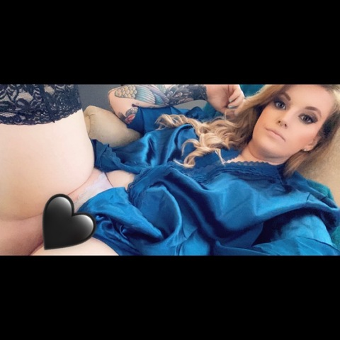 x_queenbee onlyfans leaked picture 2