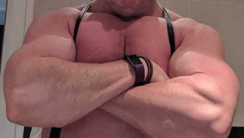 xlmusclewrestler onlyfans leaked picture 2