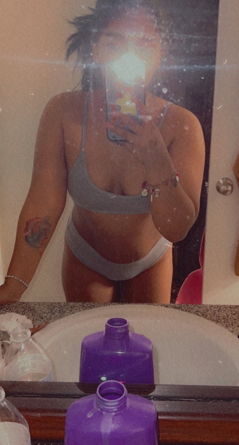 xomoonxo onlyfans leaked picture 2