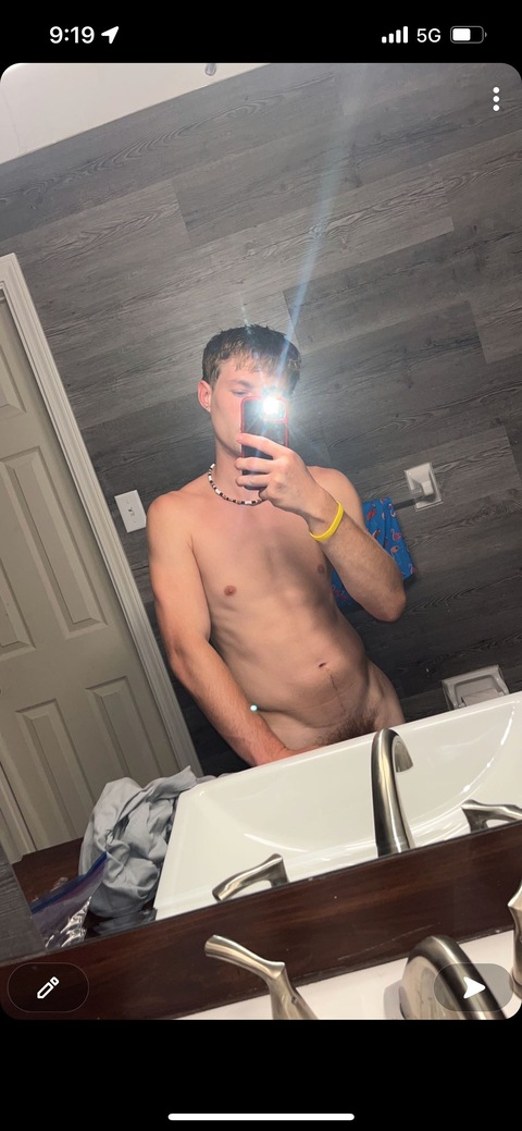 yuhhhfukboi onlyfans leaked picture 2